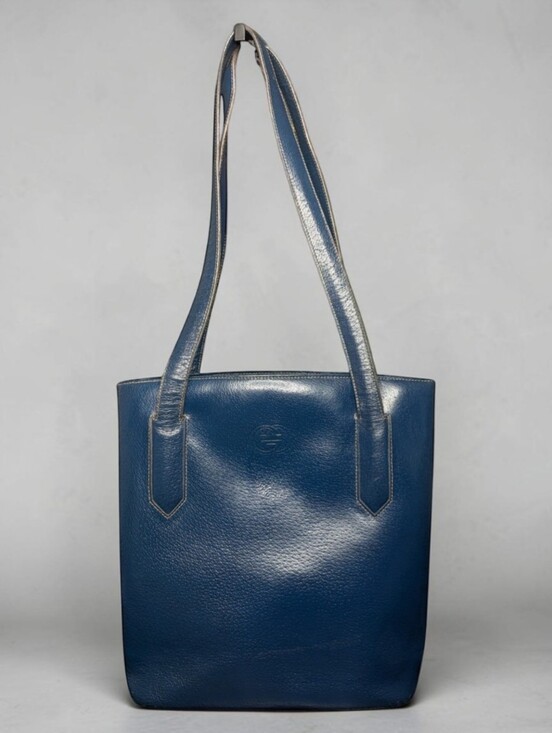 Gucci Handbags - Vintage 80s Gucci Navy Blue Leather Shoulder Tote